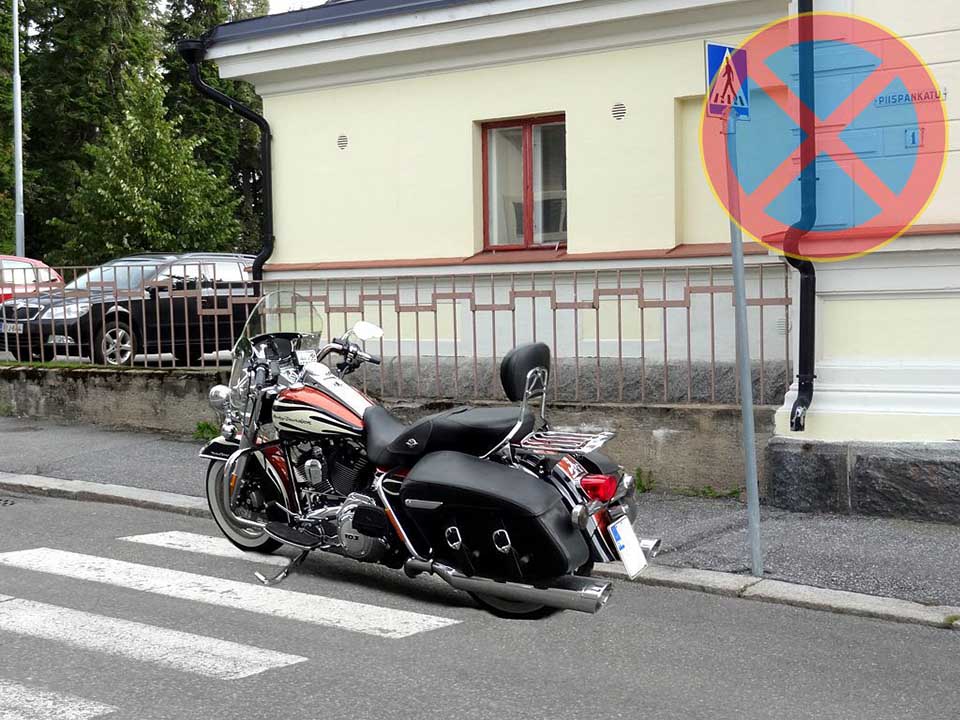 kielletylle alueelle pysäytetty moottoripyörä