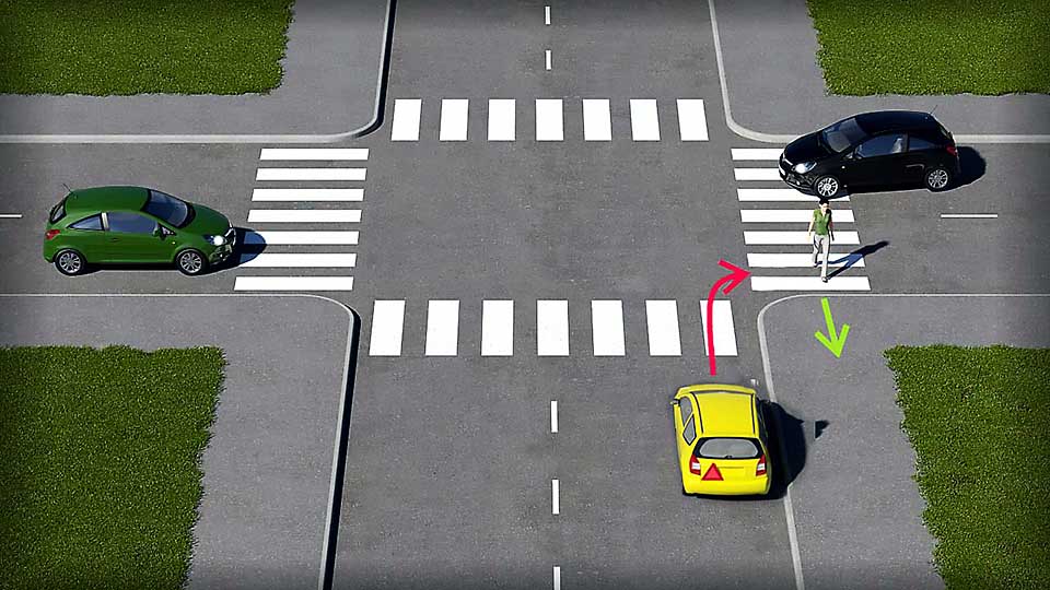 mallinnettu liikennetilanne, jossa mopoilija lähestyy risteystä